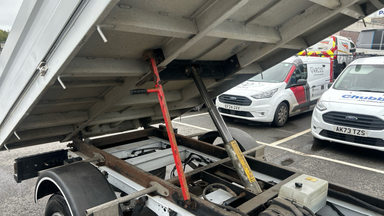 Ford Transit 350 L2 Diesel Fwd 2.0 EcoBlue 130ps Leader Tipper [1 Way]